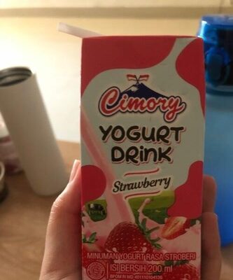 Cimory 200ml Strawberry