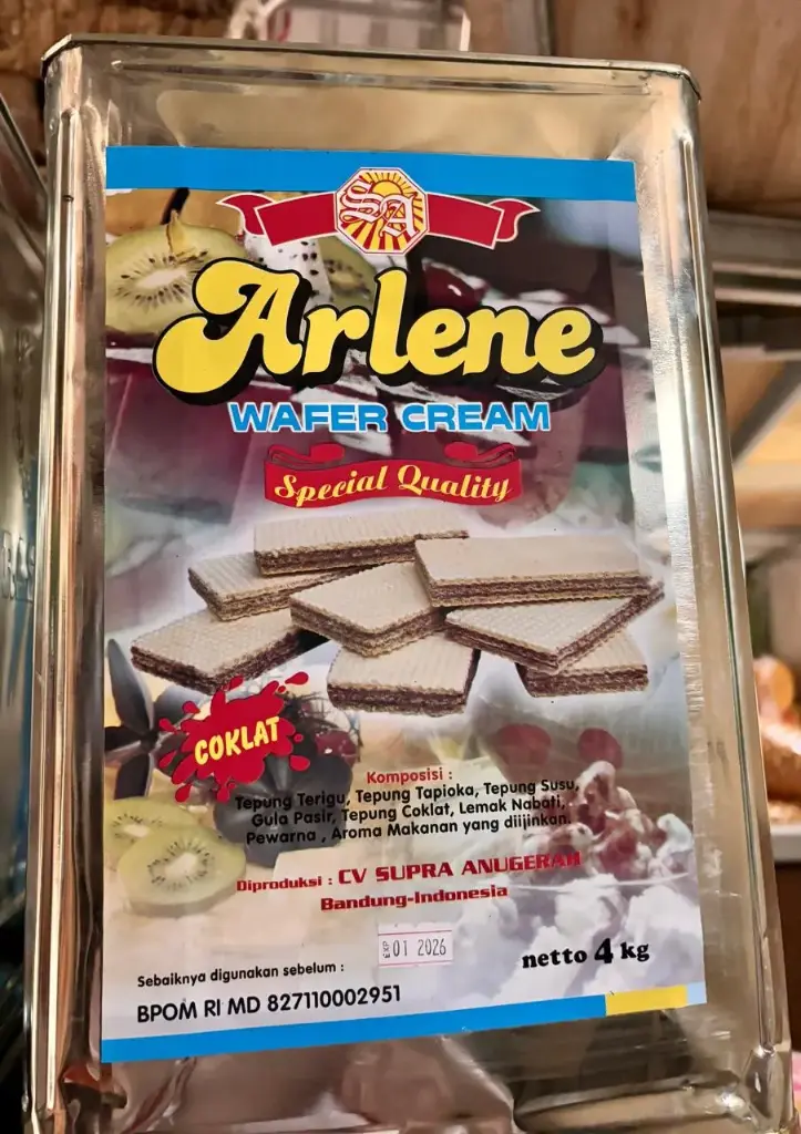 Arlene Wafer Cokelat Blek